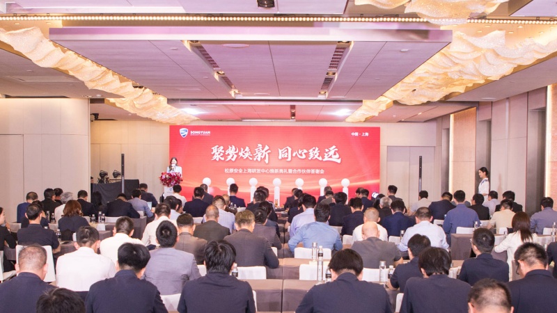 1748739727344543460q.jpg CT7A2430.jpg